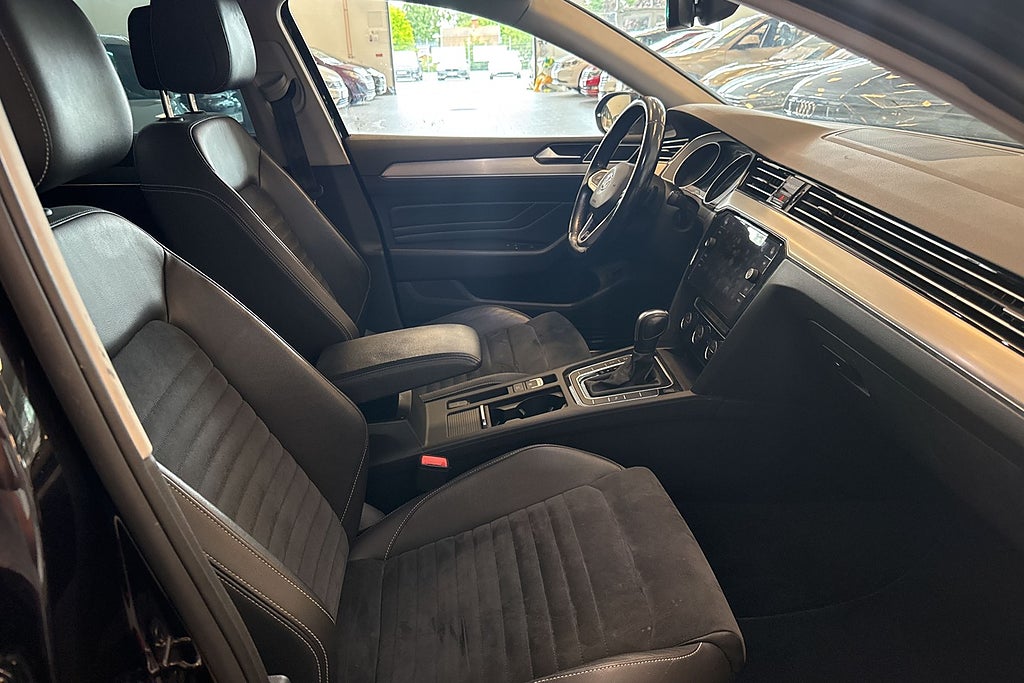 Volkswagen Passat 2020 - miniatyr 14