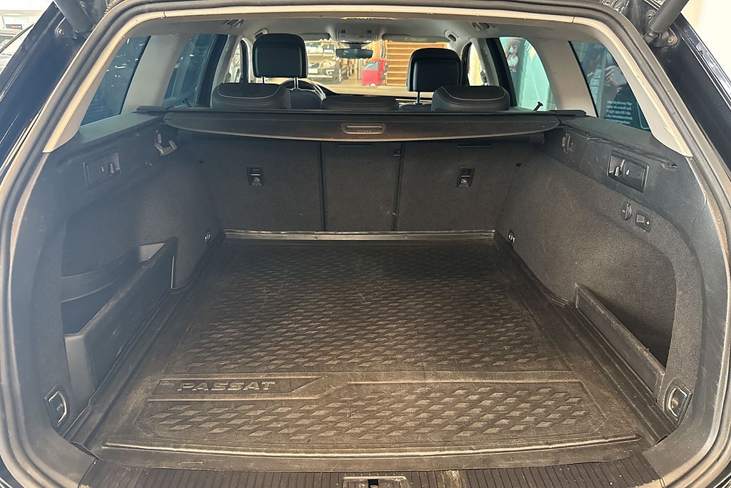 Volkswagen Passat 2020 - miniatyr 15
