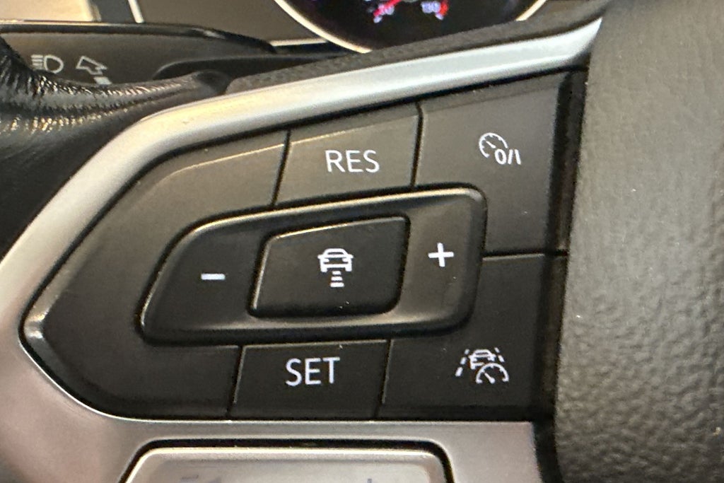 Volkswagen Passat 2020 - miniatyr 27