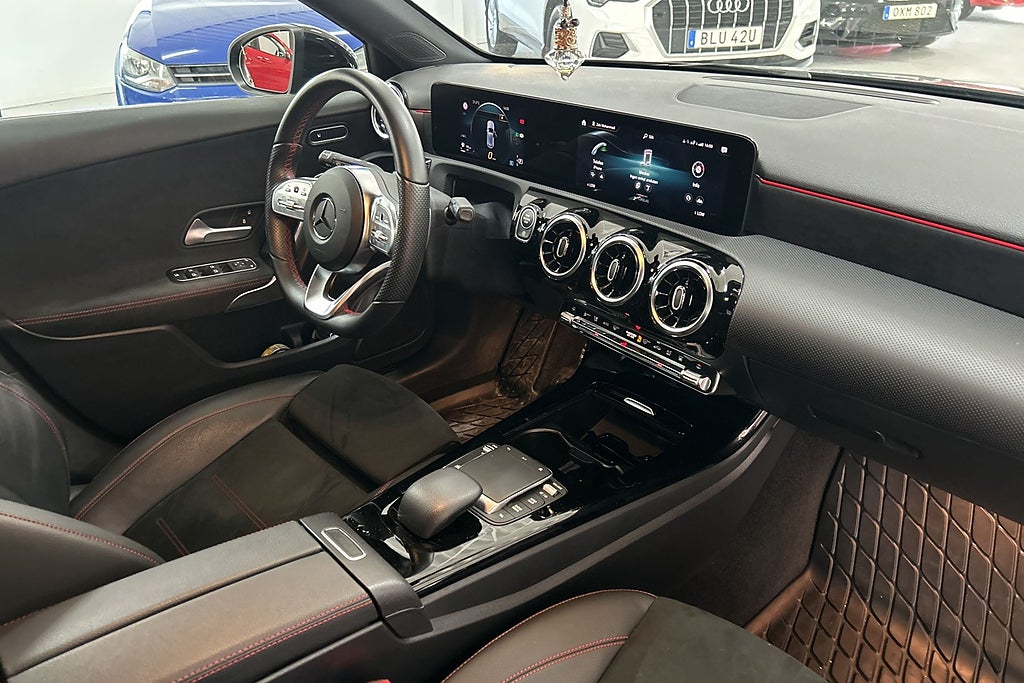 Mercedes-Benz A 2022 - miniatyr 16