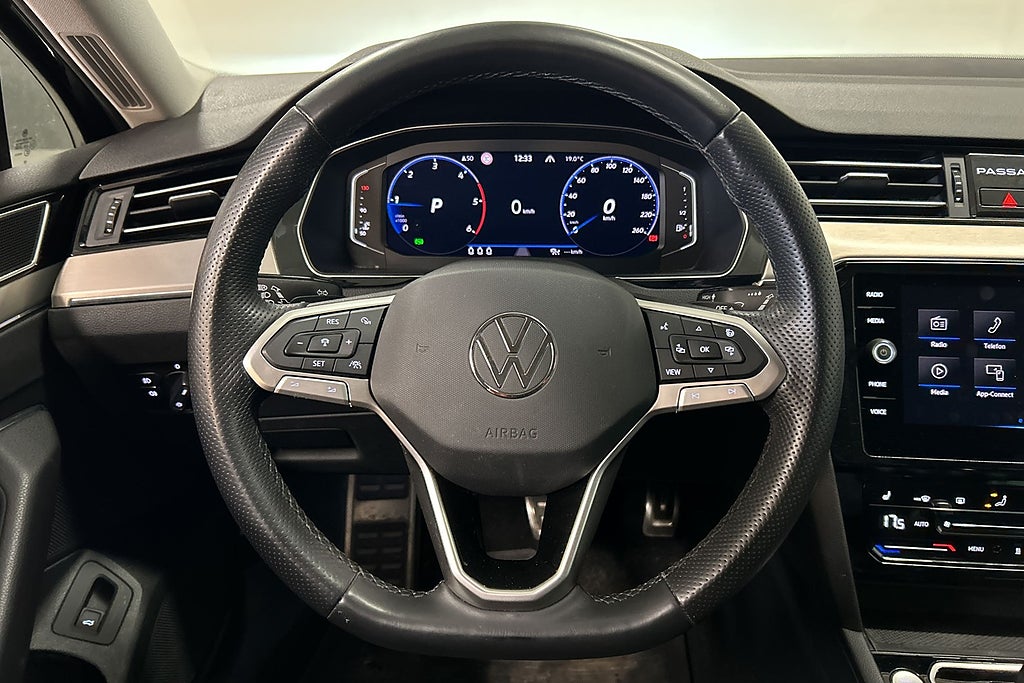 Volkswagen Passat Alltrack 2023 - miniatyr 15