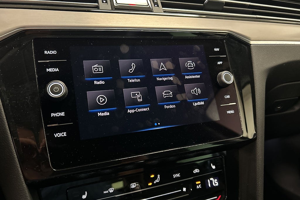 Volkswagen Passat Alltrack 2023 - miniatyr 19