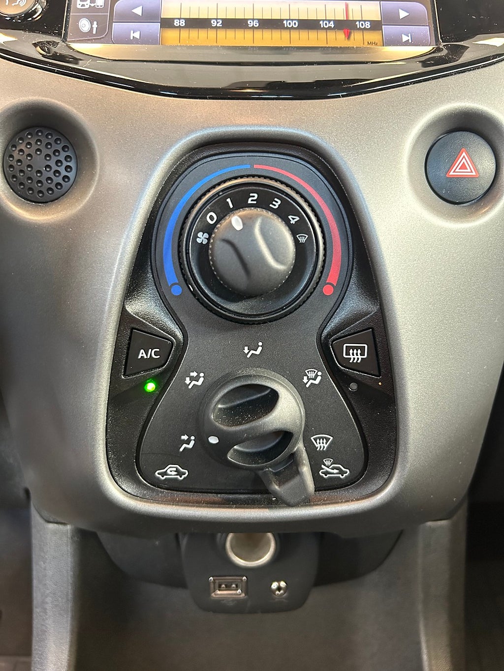 Toyota Aygo 2018 - miniatyr 22