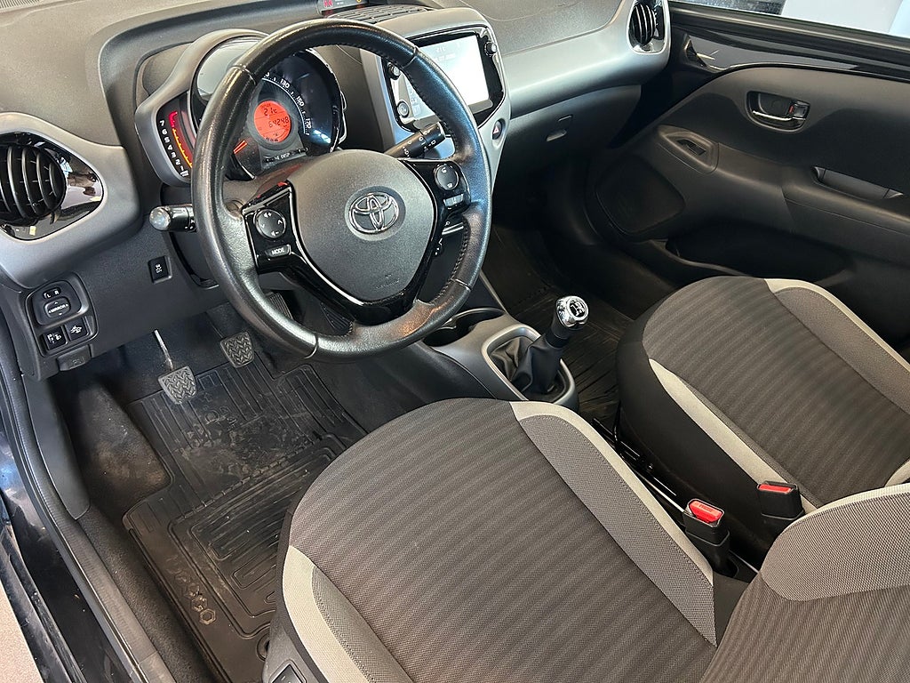 Toyota Aygo 2018 - miniatyr 10