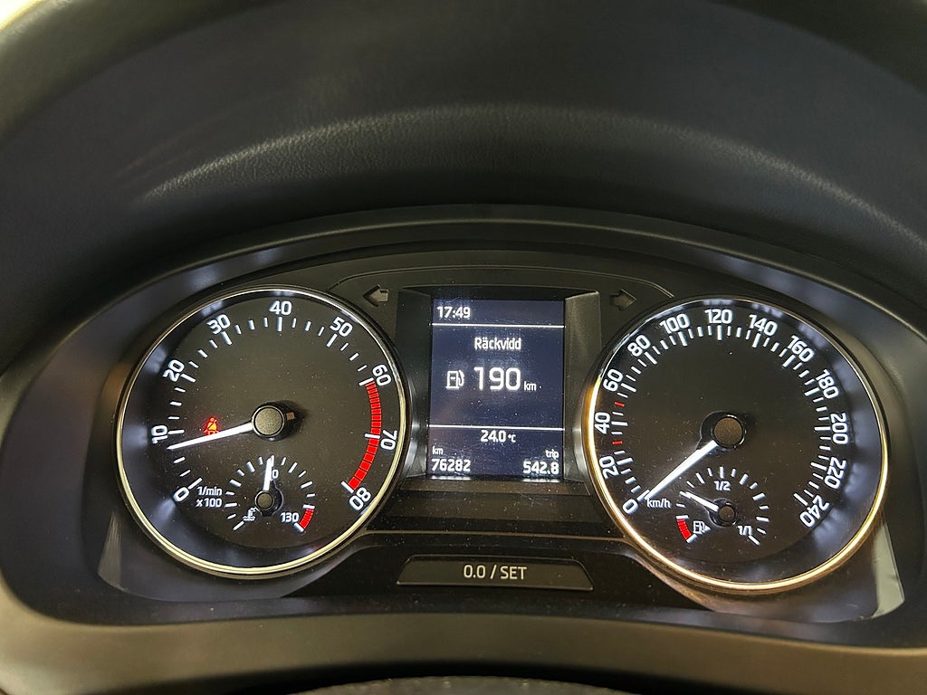 Skoda Rapid 2017 - miniatyr 19