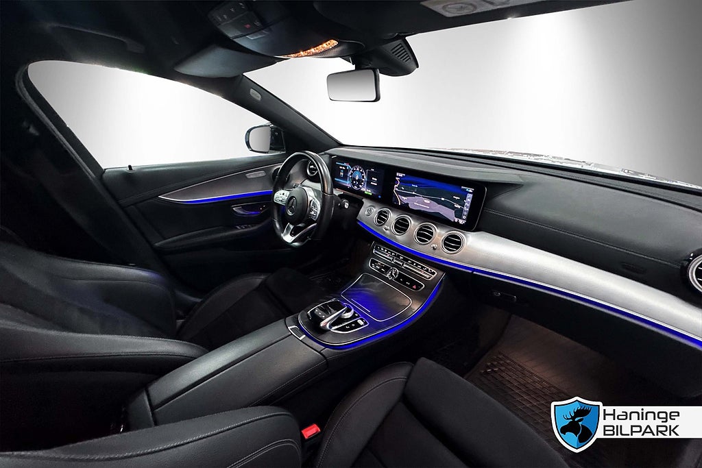 Mercedes-Benz E300 de 2020 - miniatyr 12