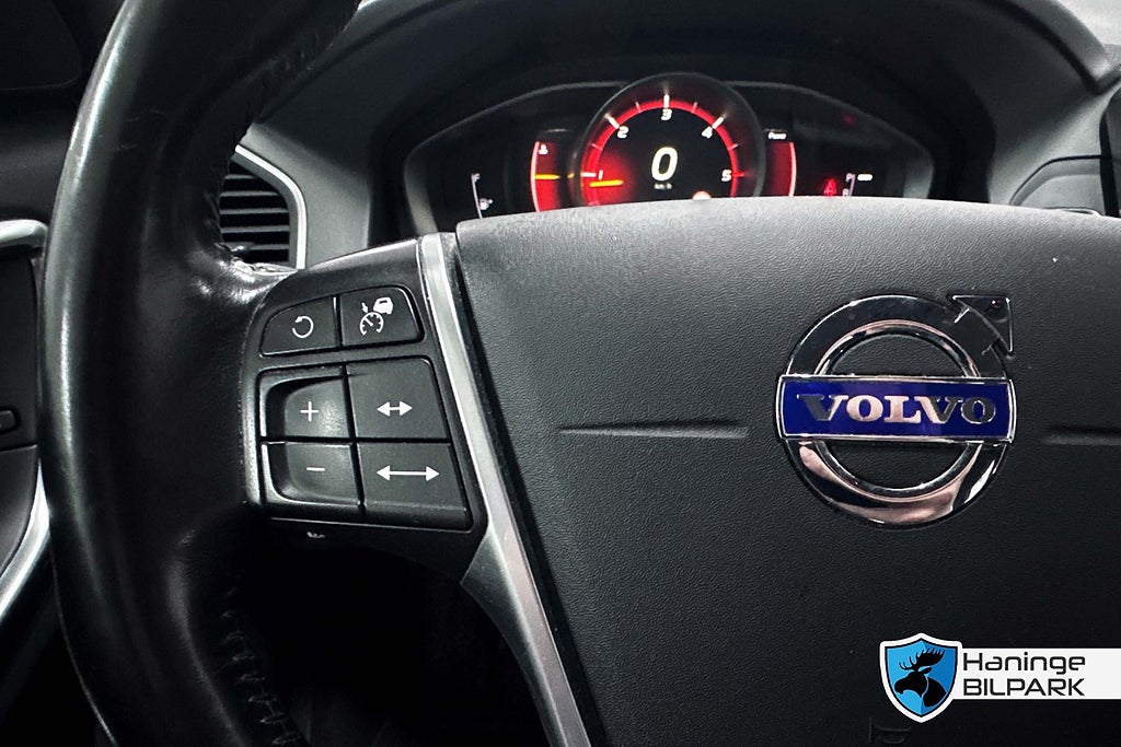 Volvo XC60 2017 - miniatyr 19