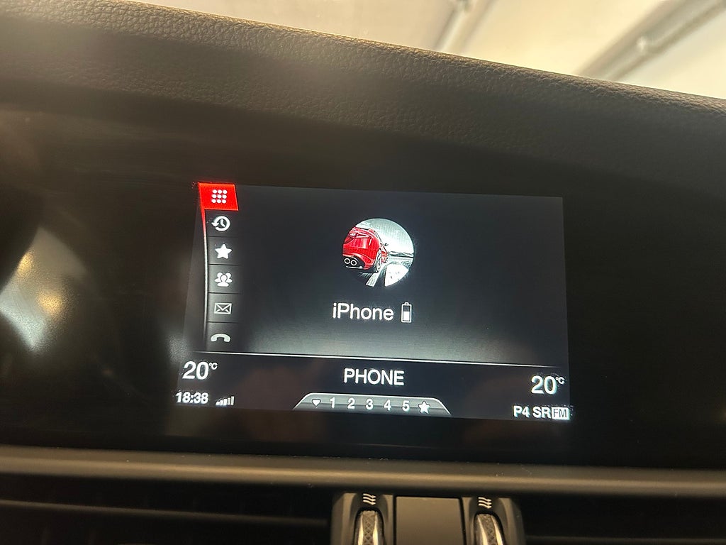 Alfa Romeo Giulia 2018 - miniatyr 19