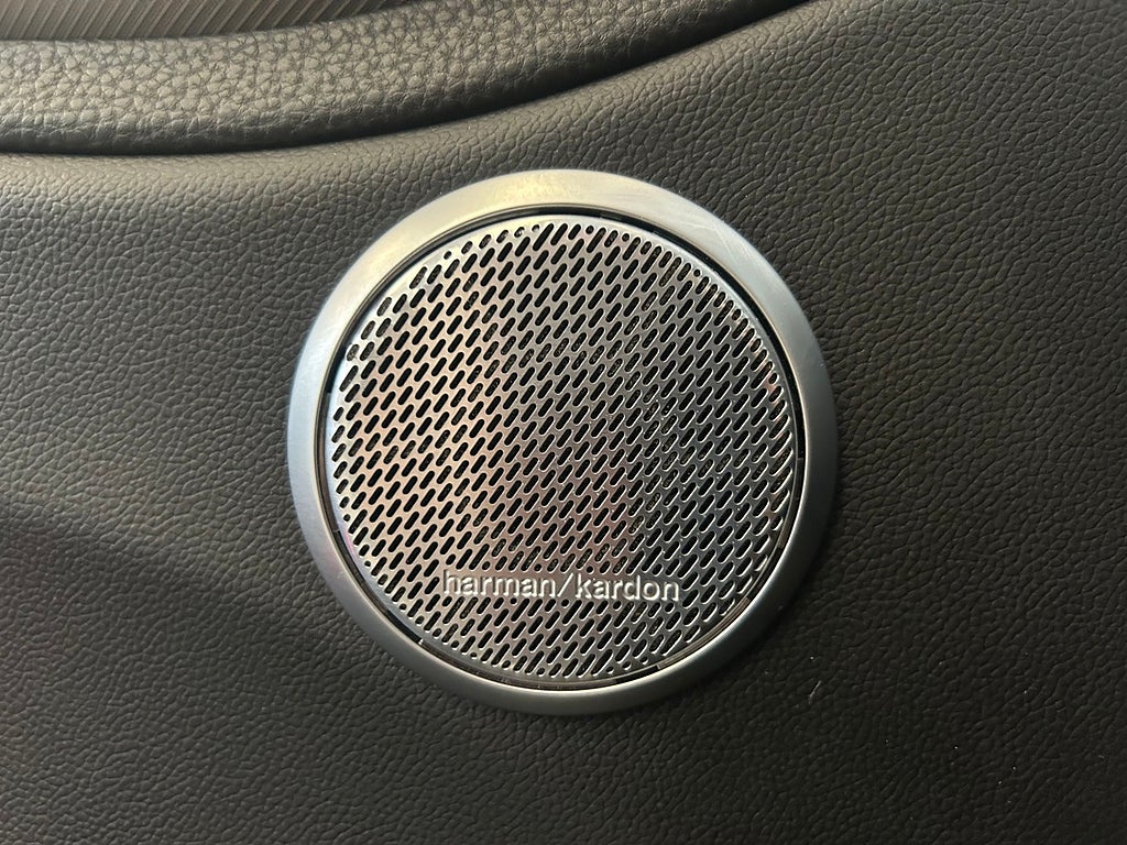 Alfa Romeo Giulia 2018 - miniatyr 25