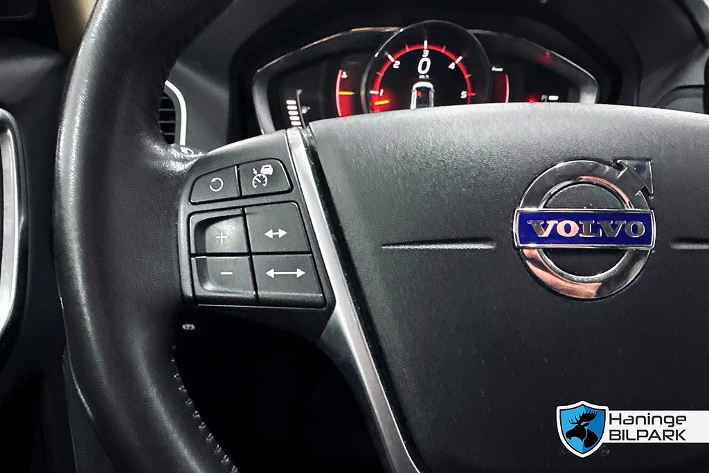 Volvo XC60 2017 - miniatyr 22