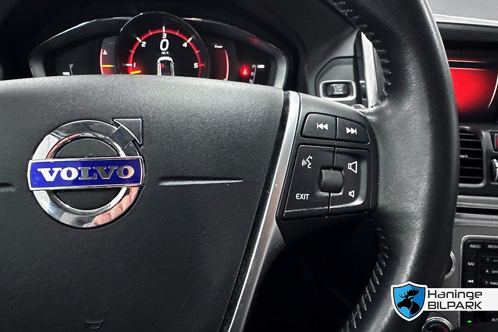 Volvo XC60 2017 - miniatyr 23