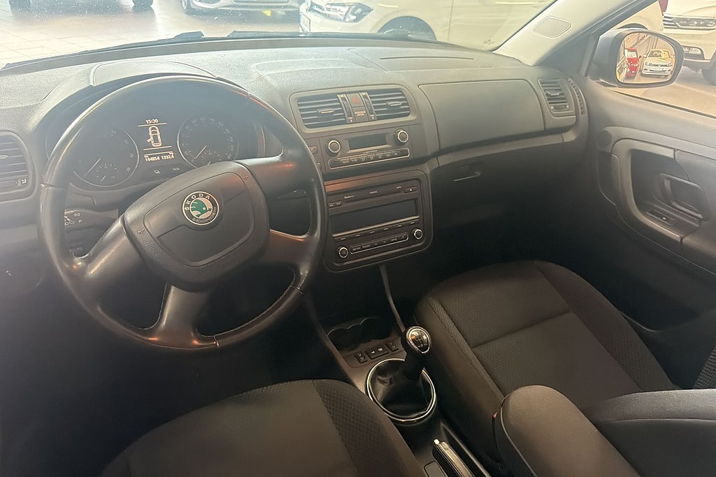 Skoda Fabia 2011 - miniatyr 10