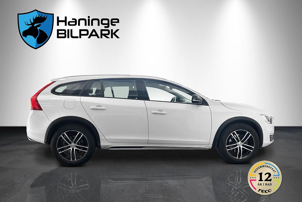 Volvo V60 Cross Country 2018 - miniatyr 5