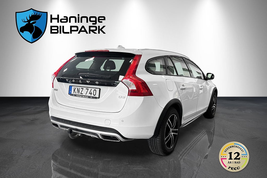 Volvo V60 Cross Country 2018 - miniatyr 7