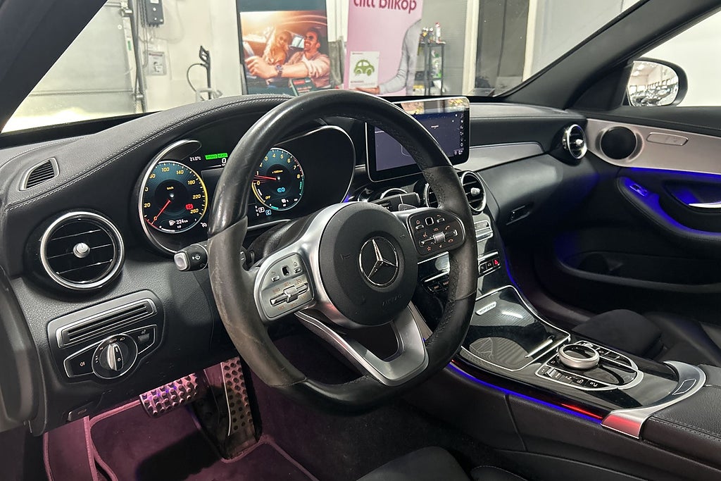 Mercedes-Benz C300 2021 - miniatyr 16