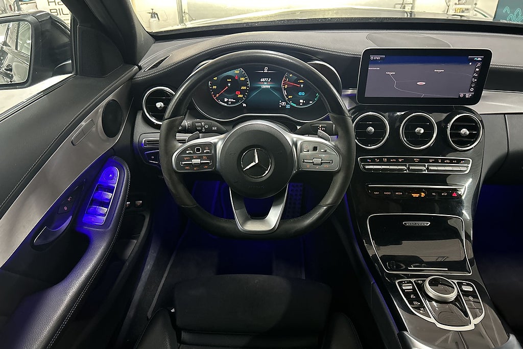 Mercedes-Benz C300 2021 - miniatyr 19
