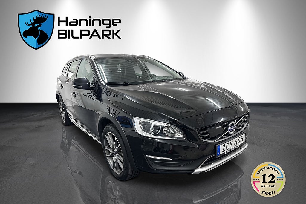 Volvo V60 Cross Country 2018 - miniatyr 3