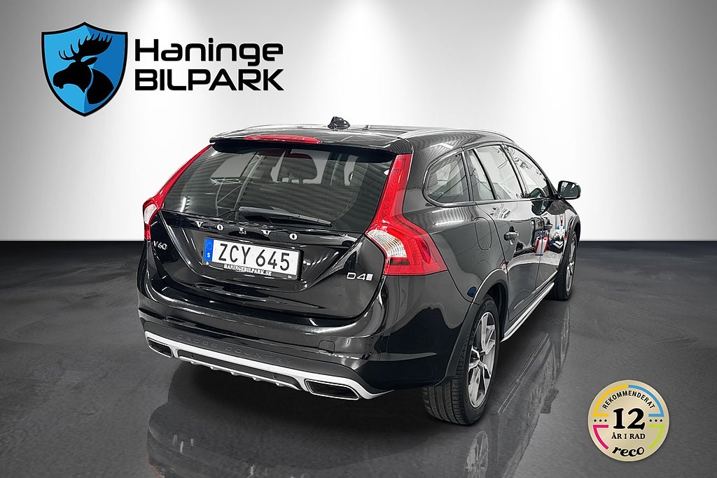 Volvo V60 Cross Country 2018 - miniatyr 6