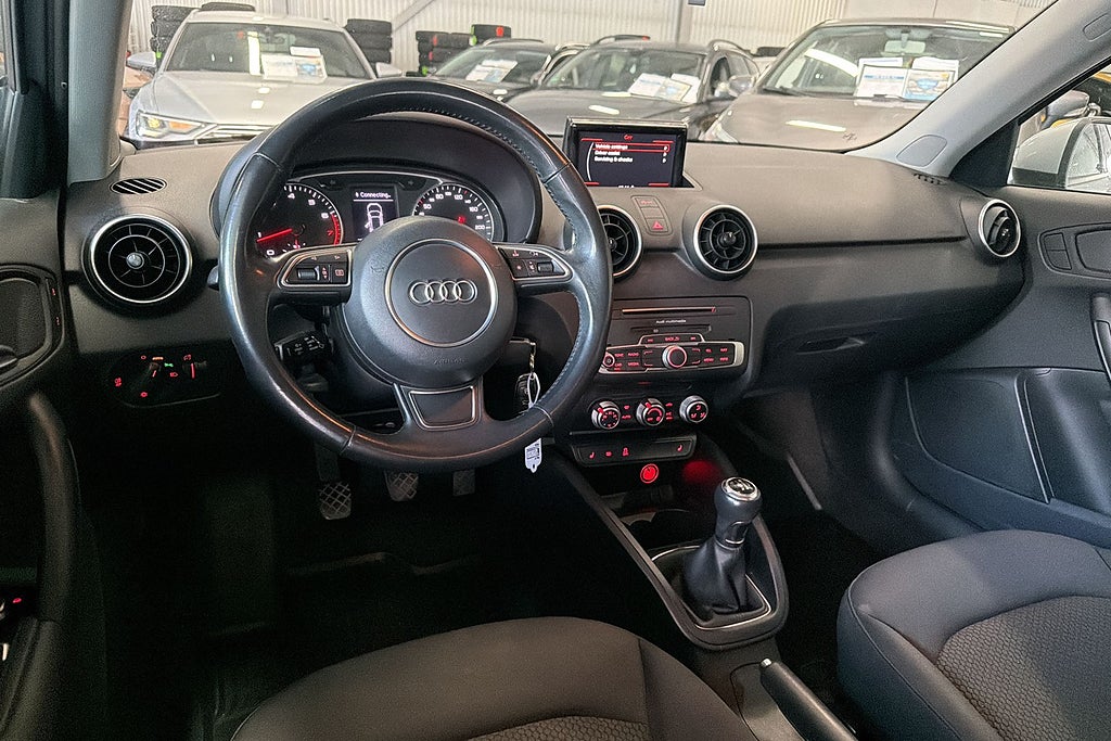 Audi A1 2018 - miniatyr 15