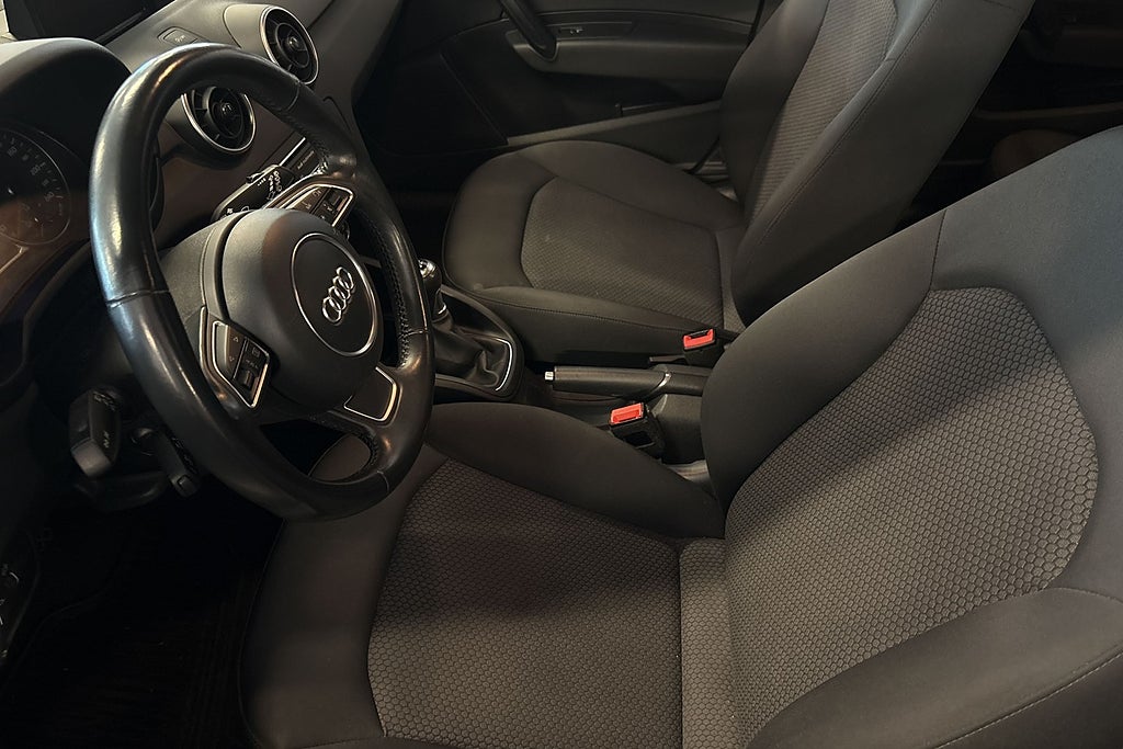 Audi A1 2018 - miniatyr 10