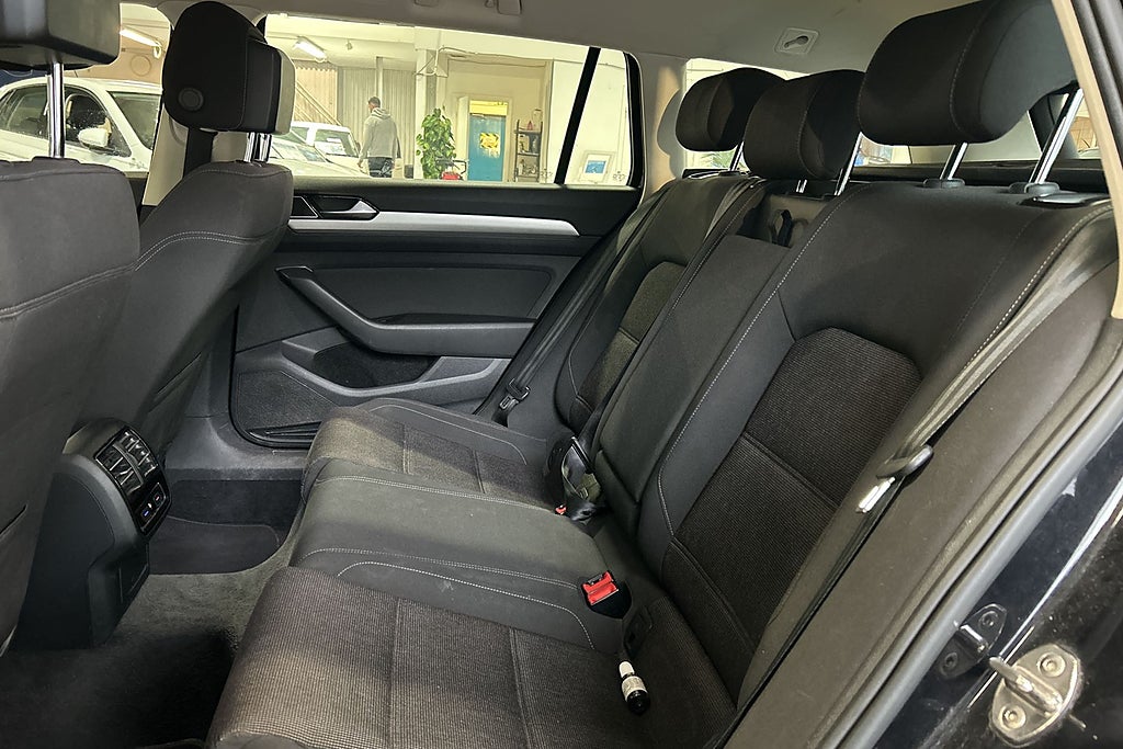Volkswagen Passat 2015 - miniatyr 18