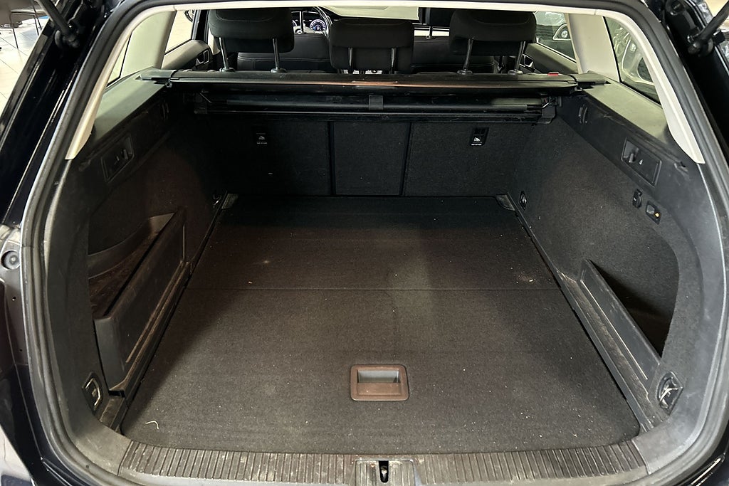 Volkswagen Passat 2015 - miniatyr 21