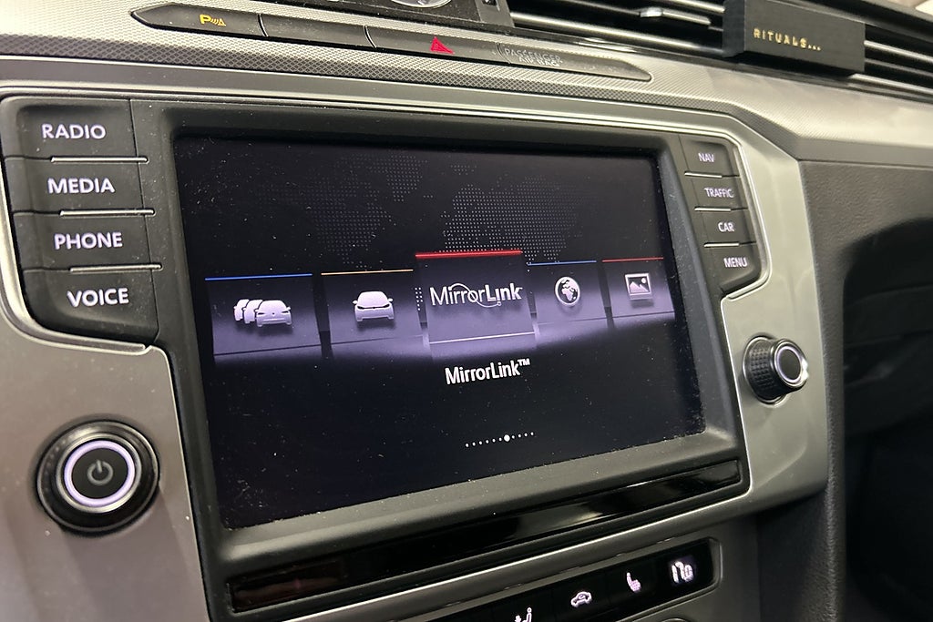 Volkswagen Passat 2015 - miniatyr 32