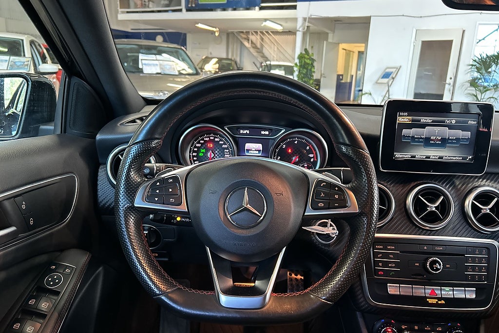 Mercedes-Benz A180 d 2016 - miniatyr 12