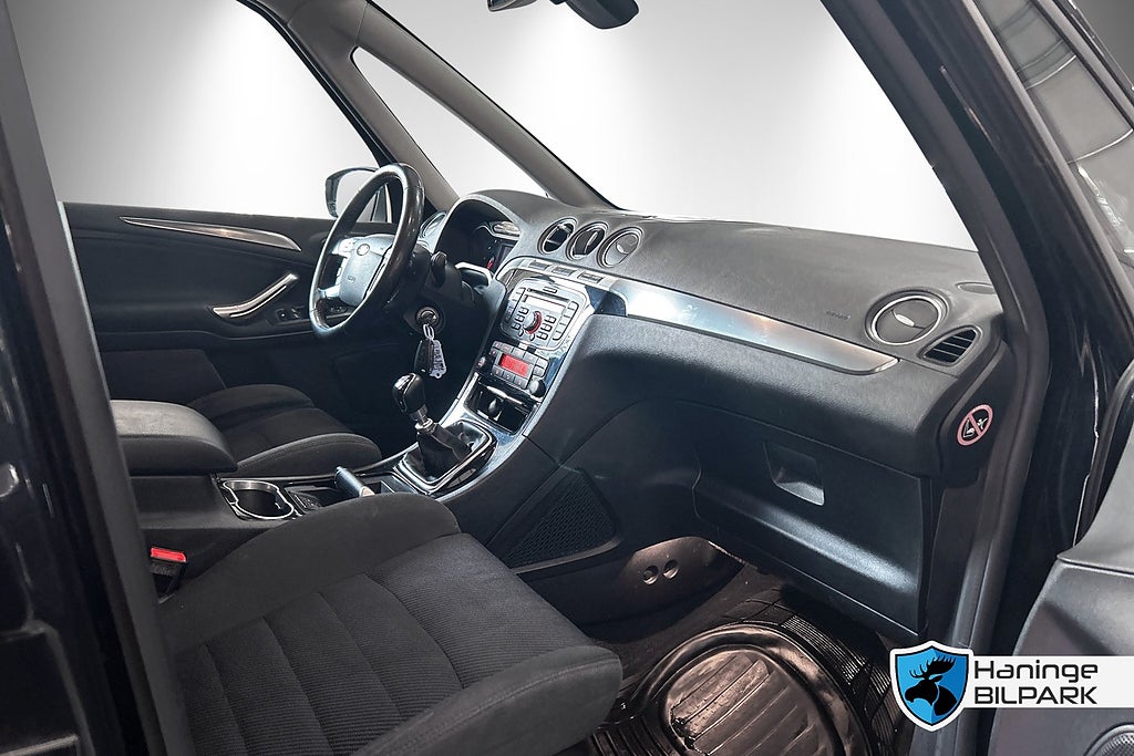 Ford Galaxy 2014 - miniatyr 17