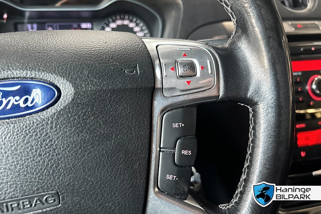 Ford Galaxy 2014 - miniatyr 22