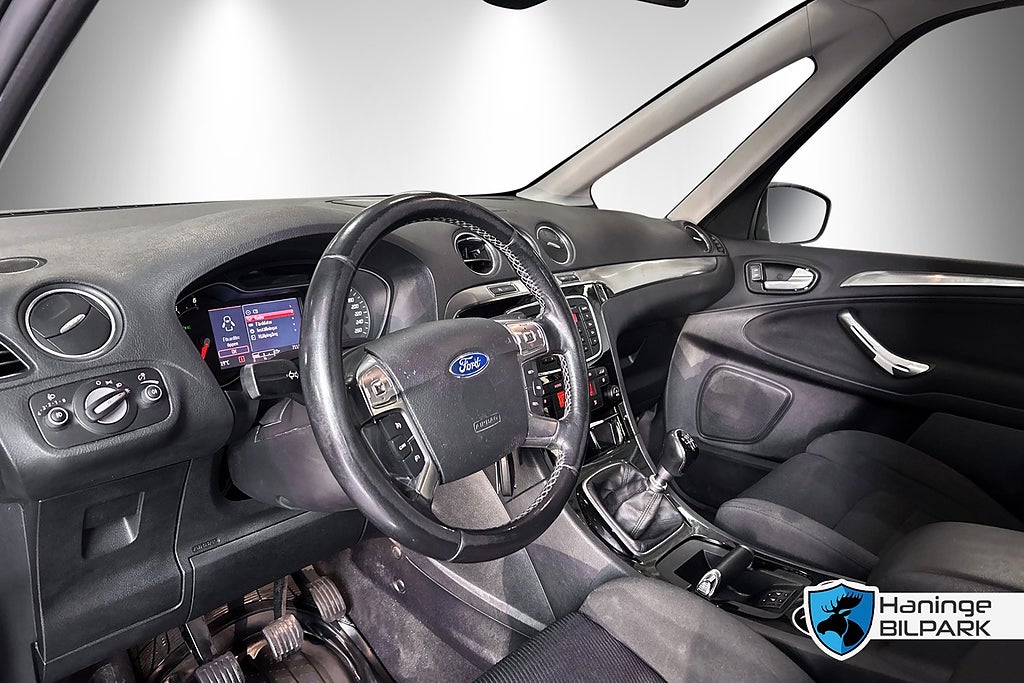 Ford Galaxy 2014 - miniatyr 10