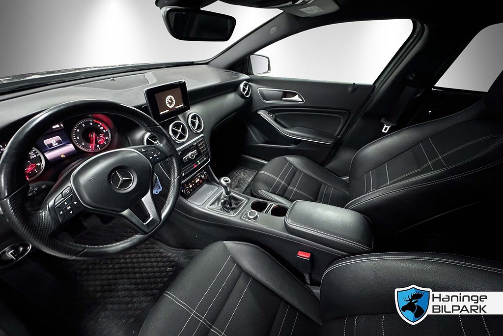 Mercedes-Benz A 2015 - miniatyr 12