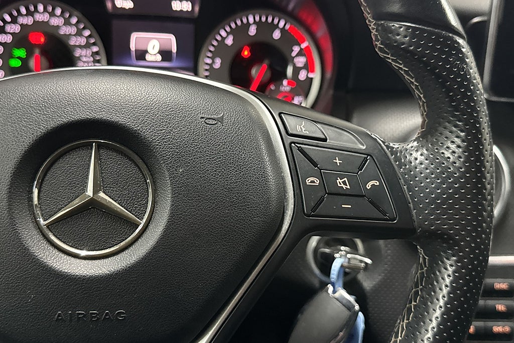 Mercedes-Benz A 2015 - miniatyr 17