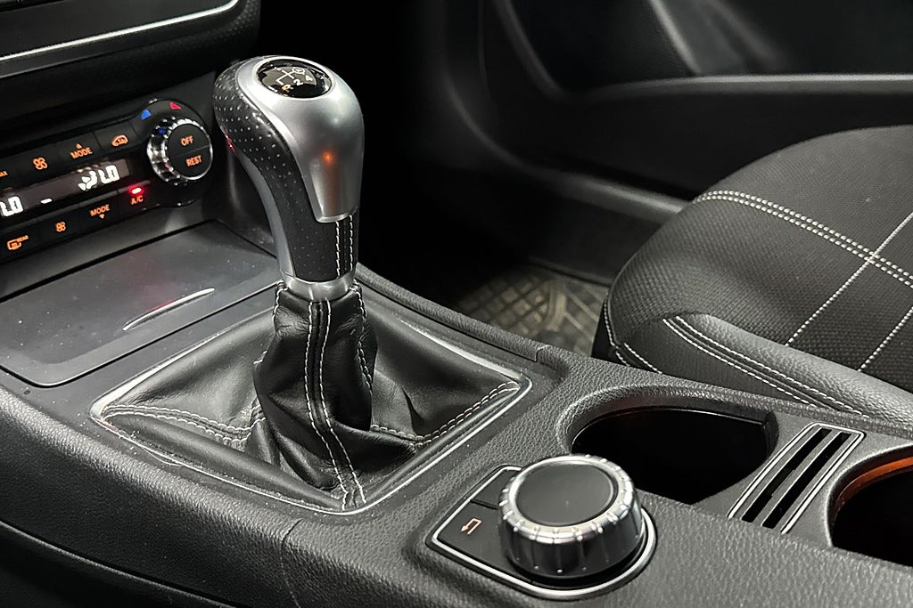 Mercedes-Benz A 2015 - miniatyr 19
