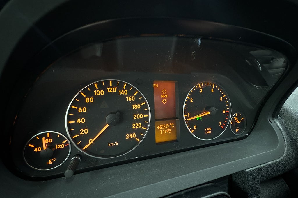 Mercedes-Benz A160 2010 - miniatyr 16