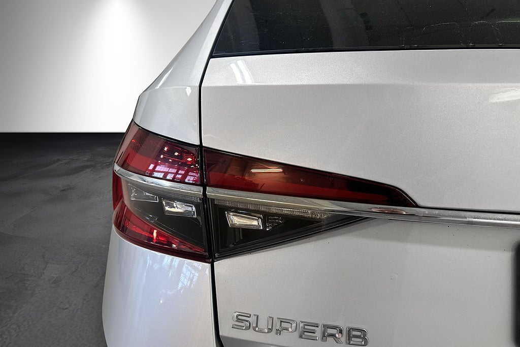 Skoda Superb 2021 - miniatyr 13