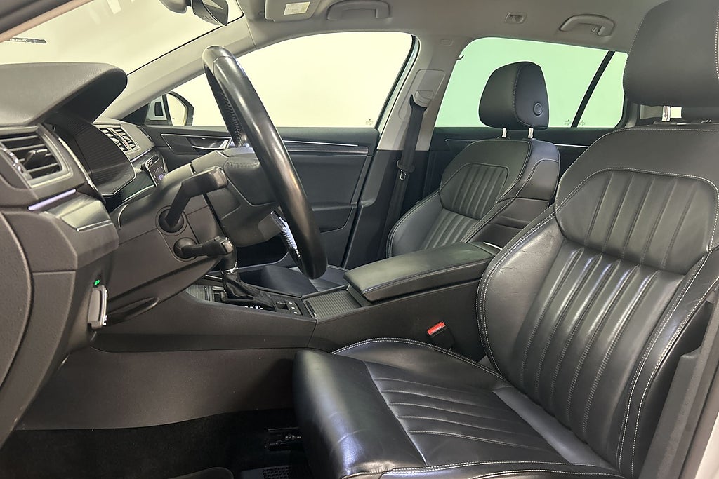 Skoda Superb 2021 - miniatyr 16