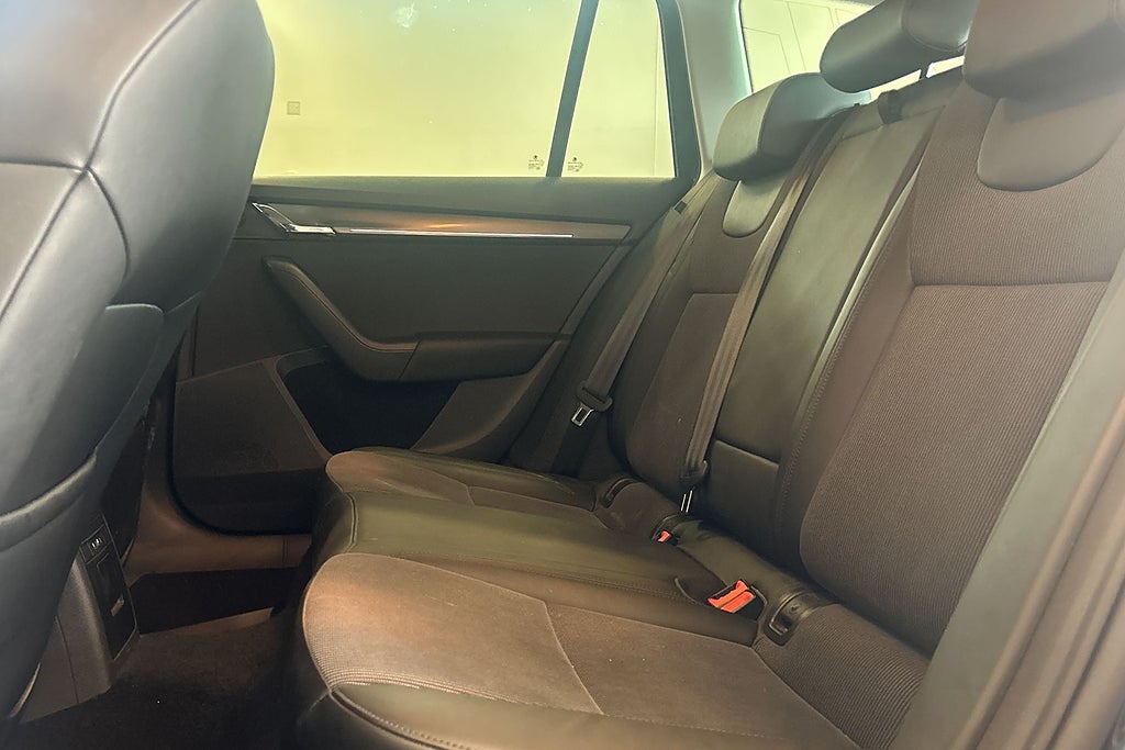 Skoda Octavia 2019 - miniatyr 14