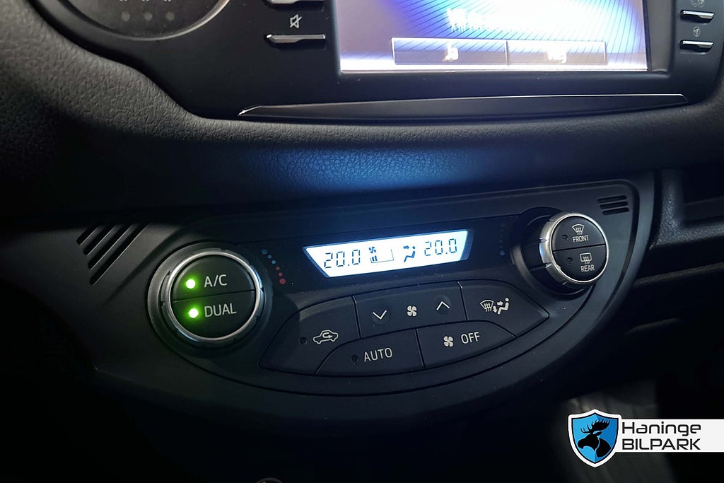 Toyota Yaris 2017 - miniatyr 16