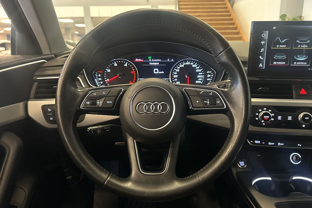Audi A4 2020 - miniatyr 17