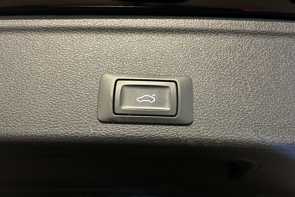 Audi A4 2020 - miniatyr 36