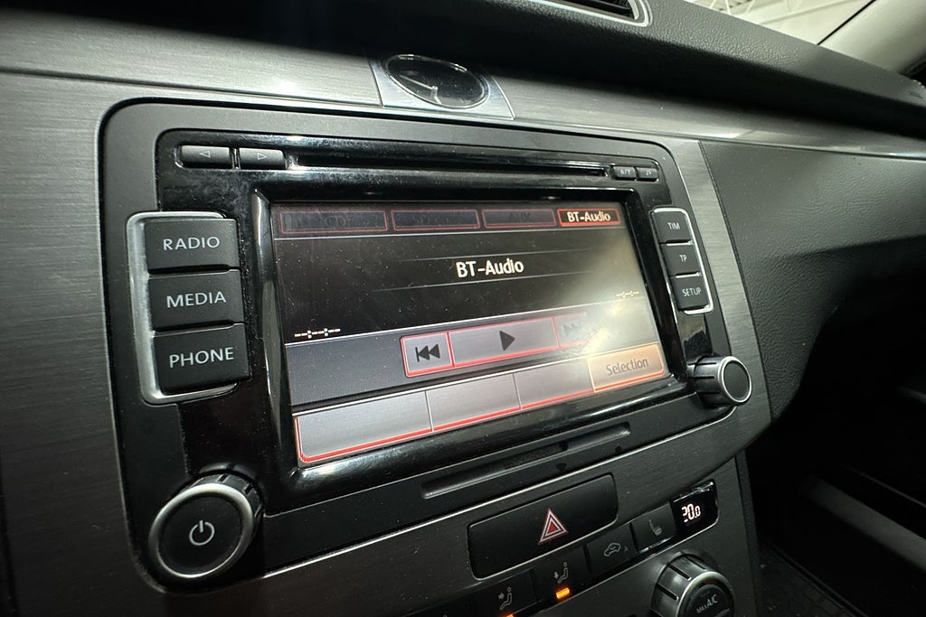 Volkswagen Passat 2014 - miniatyr 16