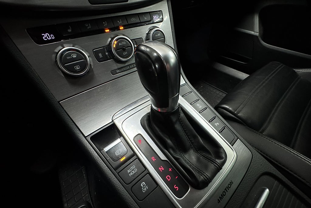 Volkswagen Passat 2014 - miniatyr 17