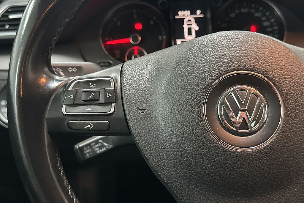 Volkswagen Passat 2014 - miniatyr 18
