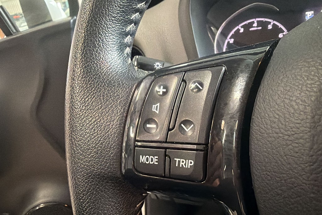 Toyota Yaris 2019 - miniatyr 13