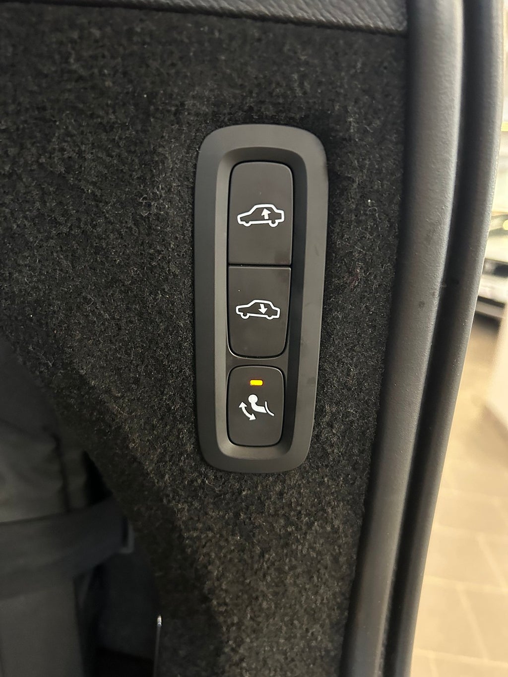 Volvo XC90 2019 - miniatyr 37