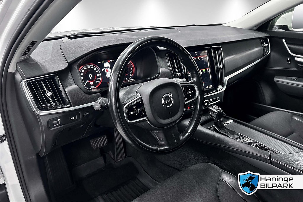 Volvo V90 Cross Country 2018 - miniatyr 17