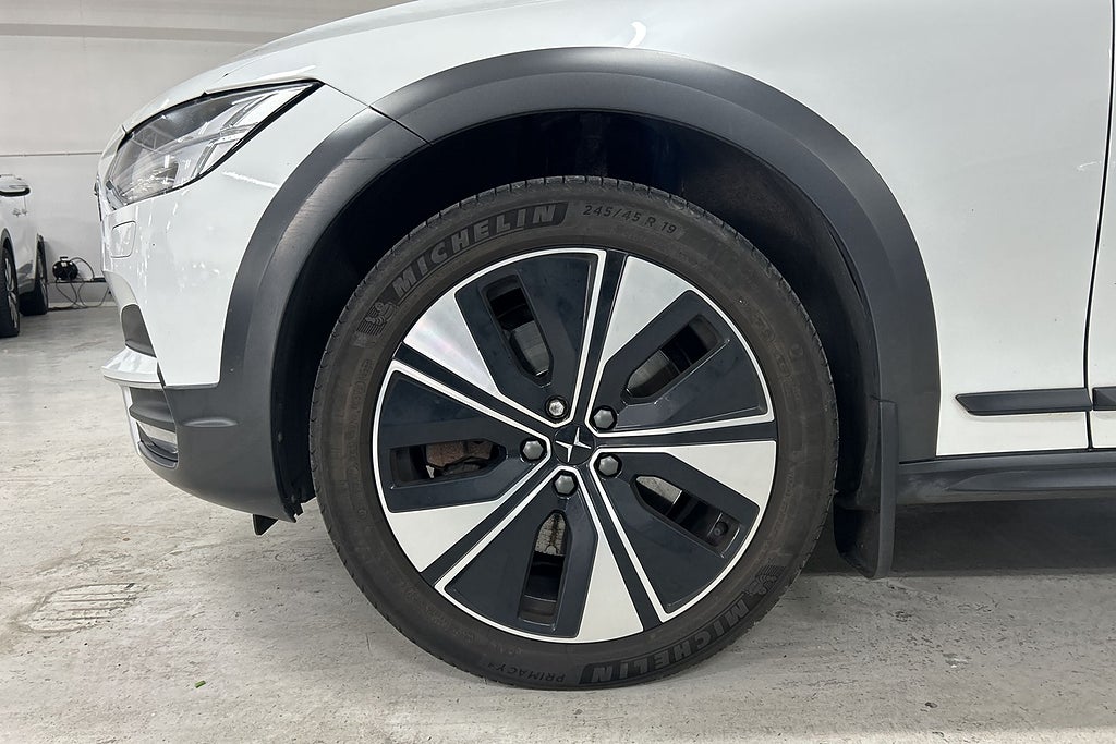 Volvo V90 Cross Country 2018 - miniatyr 10