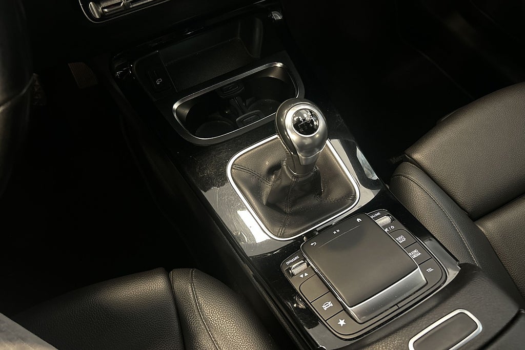 Mercedes-Benz B 2020 - miniatyr 19