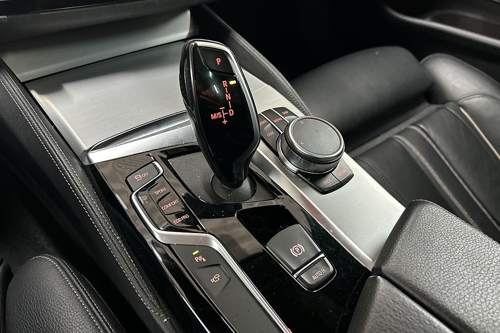 BMW 520d 2019 - miniatyr 23